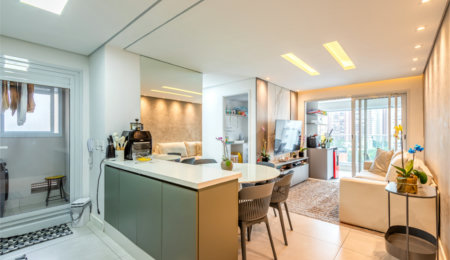 Apartamento à venda com 2 quartos, sendo 1 suíte,  em Chácara Santo Antônio (zona Sul), São Paulo, SP
