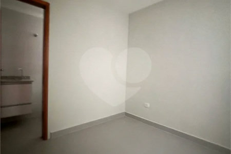 Casa à venda com 2 quartos, sendo 1 suíte, no condomínio Maracujas, São Paulo - SP