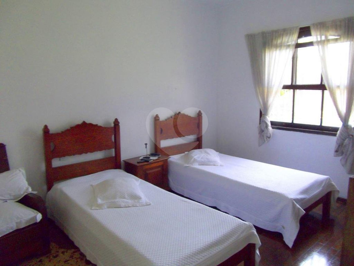 Casa Térrea à venda com 4 quartos, sendo 2 suítes, em Interlagos, São Paulo, SP