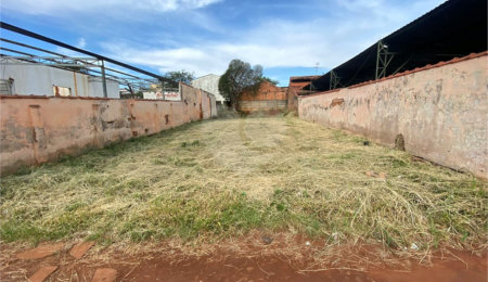 Terreno à venda no Centro, São Carlos, SP