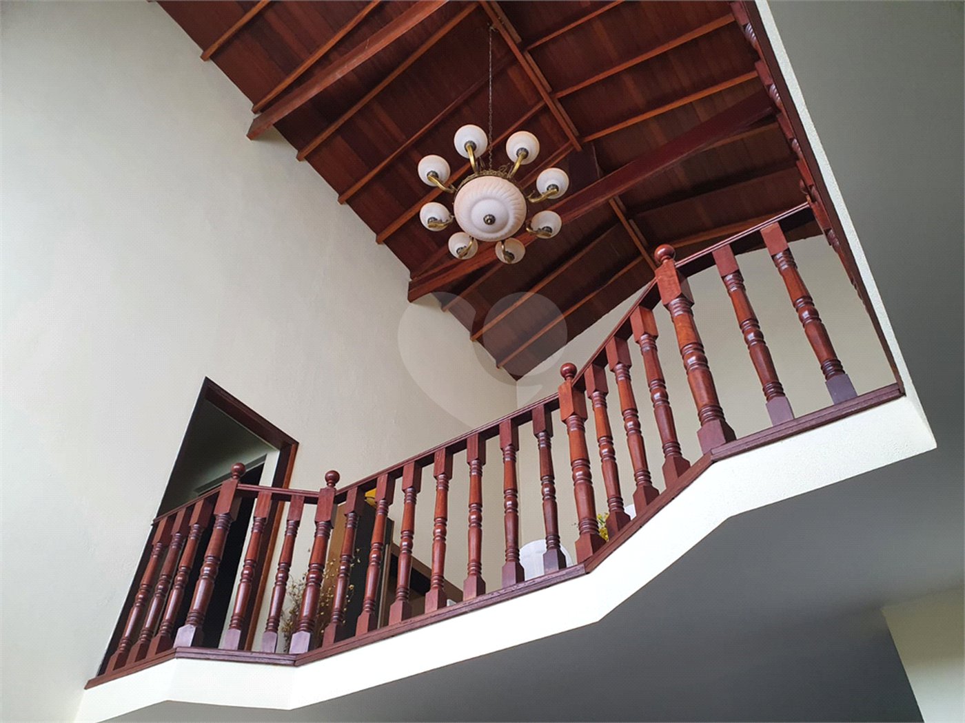 Casa à venda com 4 quartos, sendo 2 suítes,  em Mogi Moderno, Mogi das Cruzes, SP