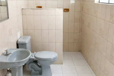 Casa à venda com 3 quartos, sendo 1 suíte,  em Jardim Campo Limpo, São Paulo, SP