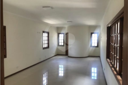 Casa à venda com 4 suítes em Nova Gardênia, Atibaia, SP