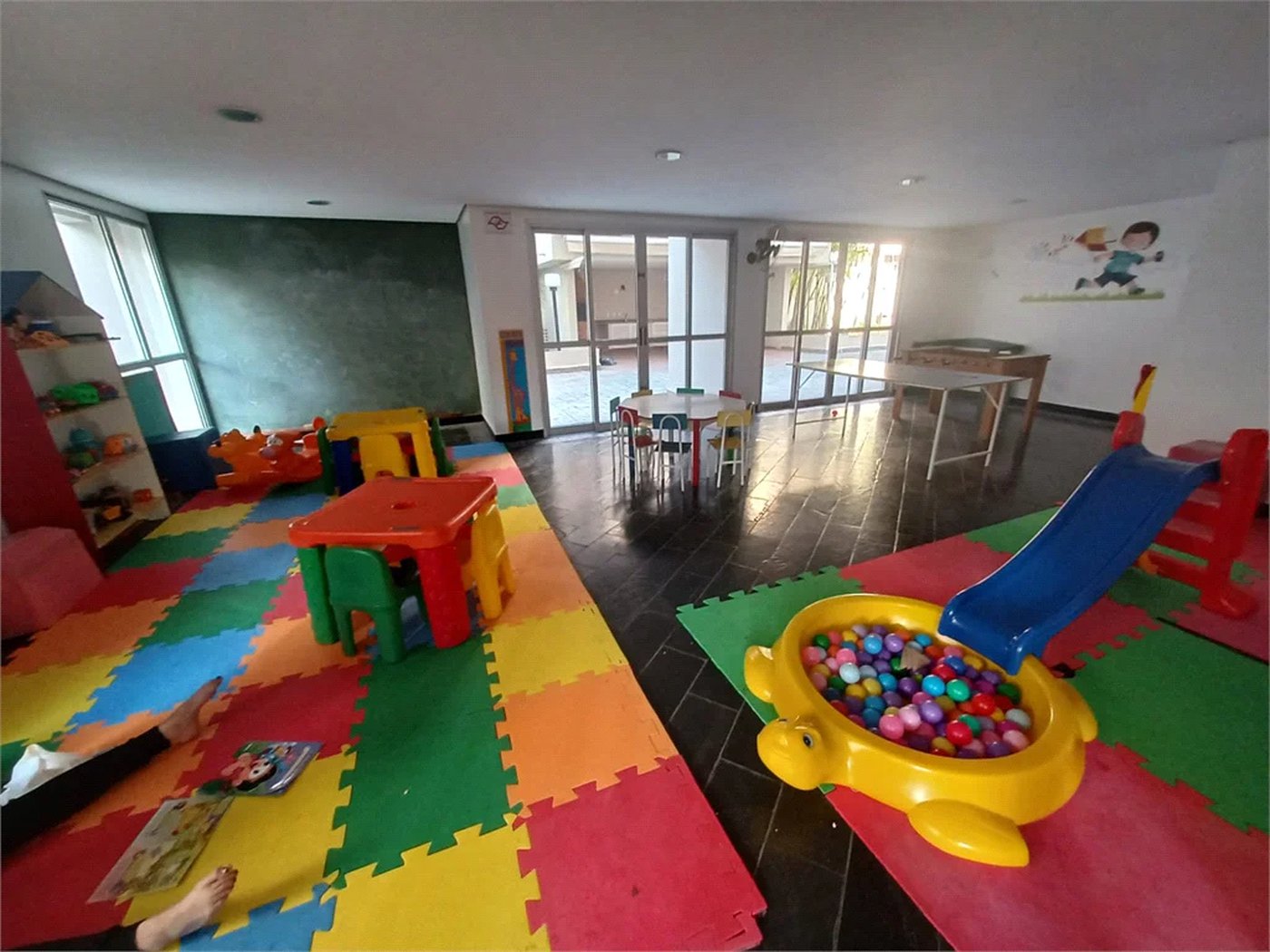 Apartamento à venda com 3 quartos, sendo 1 suíte, em Jardim das Acácias, São Paulo, SP