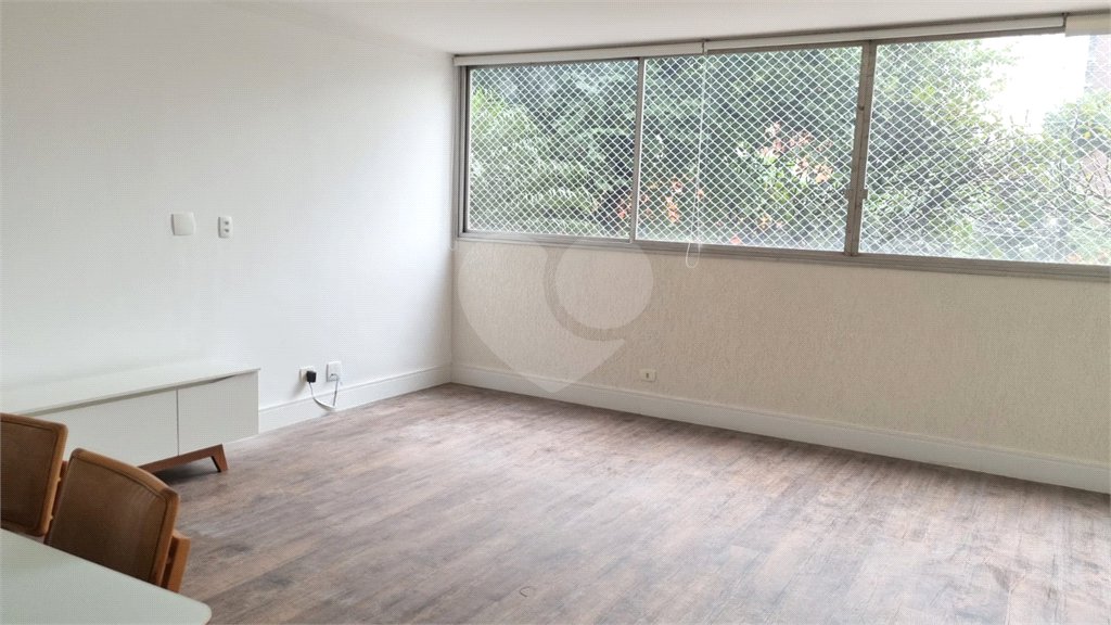 Apartamento à venda com 3 quartos, sendo 1 suíte, em Perdizes, São Paulo, SP