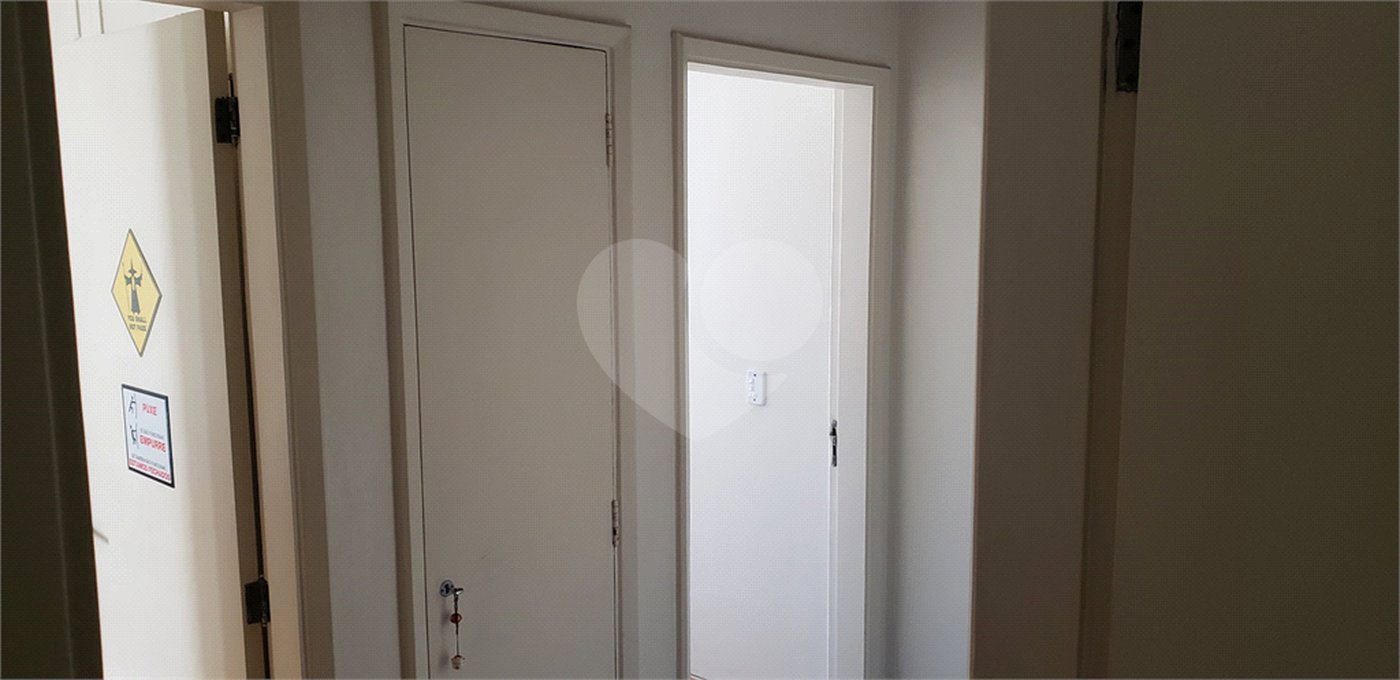 Apartamento à venda com 3 quartos, sendo 1 suíte, em Santa Cecília, São Paulo, SP