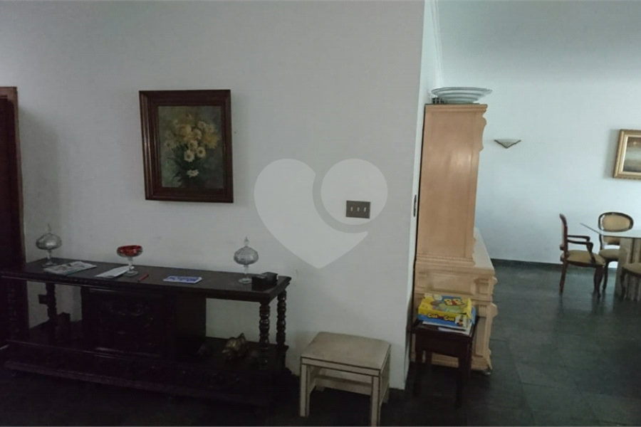 Sobrado à venda com 5 quartos, sendo 2 suítes, em Tremembé, São Paulo, SP