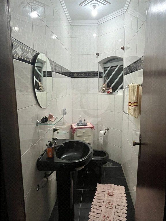 Casa à venda com 3 quartos, sendo 1 suíte,  em Jardim Astro, Sorocaba, SP