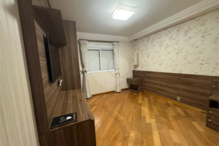 Apartamento à venda com 3 suítes em Santa Teresinha, São Paulo, SP