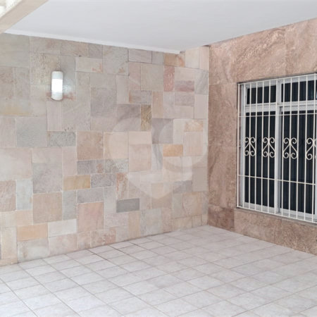 Casa à venda ou para alugar com 3 quartos, sendo 1 suíte, no condomínio Maison, São Paulo - SP