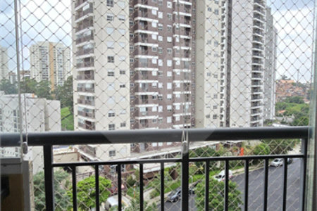 Apartamento à venda com 2 quartos, sendo 1 suíte, em Vila Andrade, São Paulo, SP