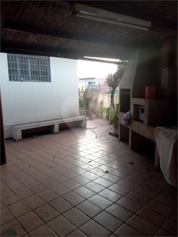 Casa à venda ou para alugar com 2 quartos no Centro, Mairiporã, SP