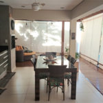 Casa à venda com 4 quartos, sendo 3 suítes,  no condomínio Res. Luzern, Campinas - SP