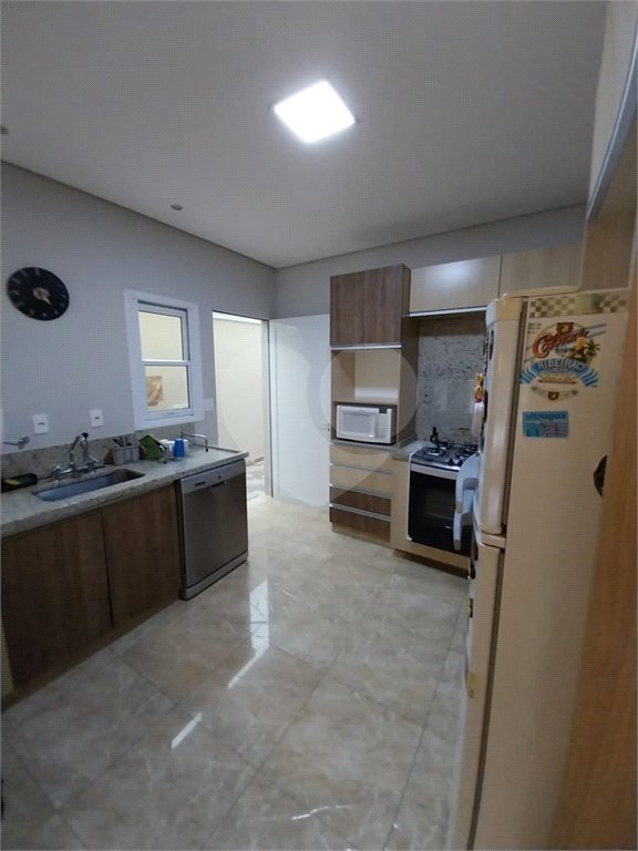 Casa à venda com 3 quartos, sendo 1 suíte, no condomínio Mosaico da Serra, Mogi das Cruzes - SP