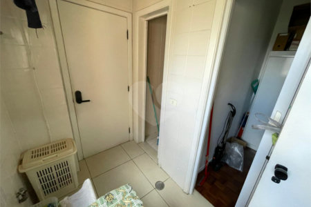 Apartamento à venda com 3 quartos, sendo 1 suíte, em Parque Bairro Morumbi, São Paulo, SP