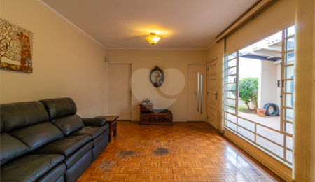 Casa Térrea à venda com 3 quartos, sendo 1 suíte, em Santo Amaro, São Paulo, SP