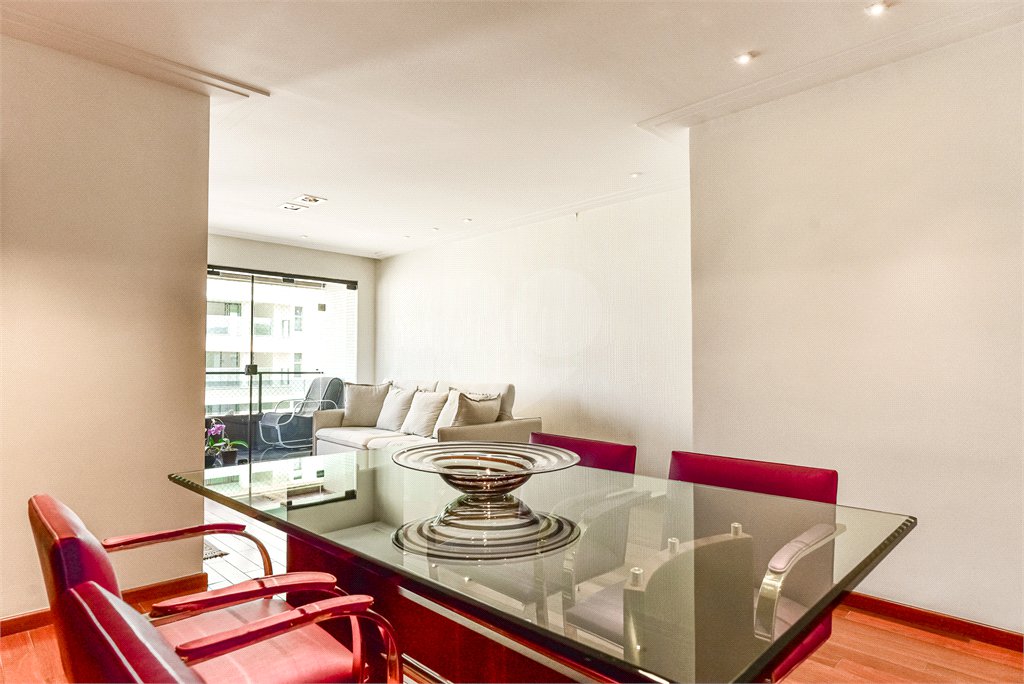 Apartamento à venda com 2 quartos, sendo 1 suíte, em Brooklin, São Paulo, SP