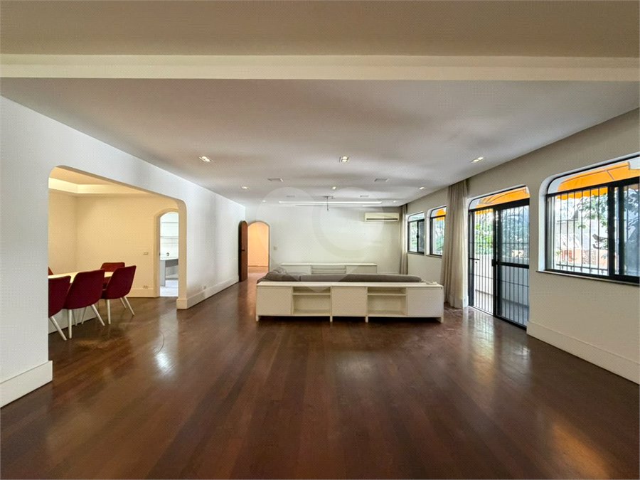 Apartamento à venda com 5 quartos, sendo 3 suítes, em Tijuca, Rio de Janeiro, RJ