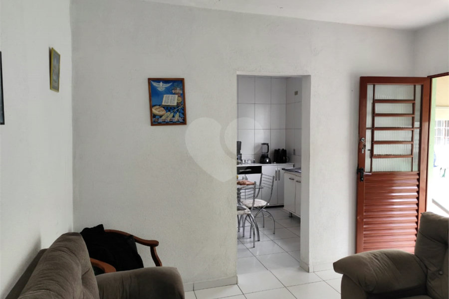 Casa Térrea à venda com 2 quartos em Parque Peruche, São Paulo, SP