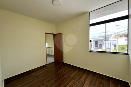 Casa à venda com 3 suítes no condomínio Terras de São Francisco, Sorocaba - SP