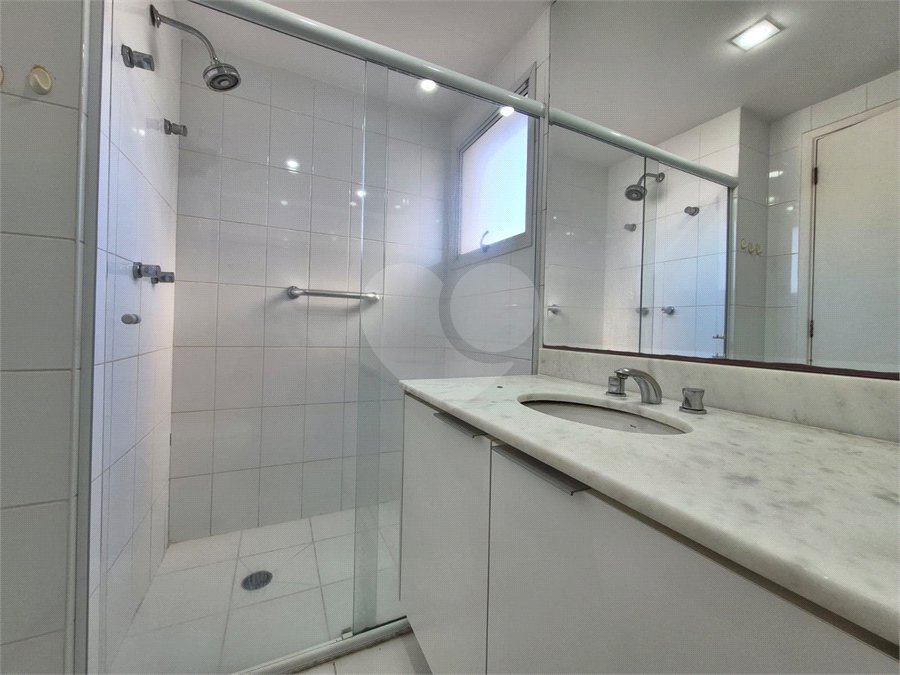 Apartamento à venda com 3 quartos, sendo 1 suíte,  em Jardim Olympia, São Paulo, SP