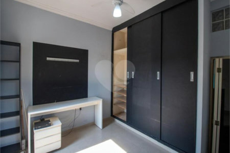 Casa à venda com 3 quartos, sendo 1 suíte, em Jardim Ester, São Paulo, SP