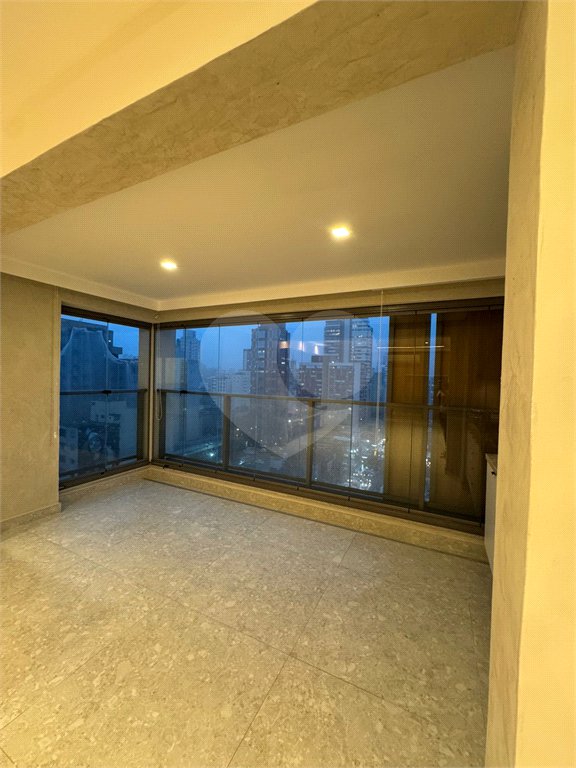 Apartamento para alugar com 2 suítes em Pinheiros, São Paulo, SP