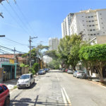 Sobrado px. Metrô Pça da Árvore