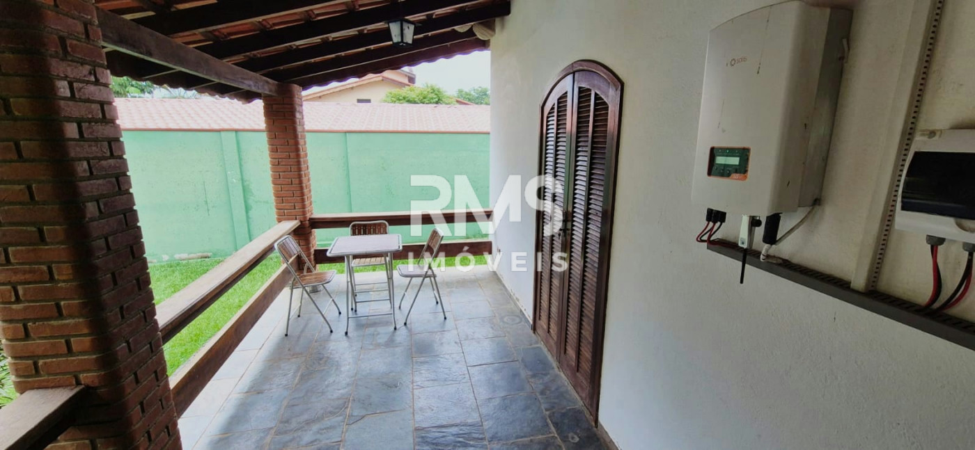 Chácara à venda com 4 suítes em Distrito de Porto, Capela do Alto, SP