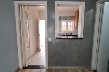 Casa à venda com 2 suítes no condomínio Village Palmas, São Paulo - SP