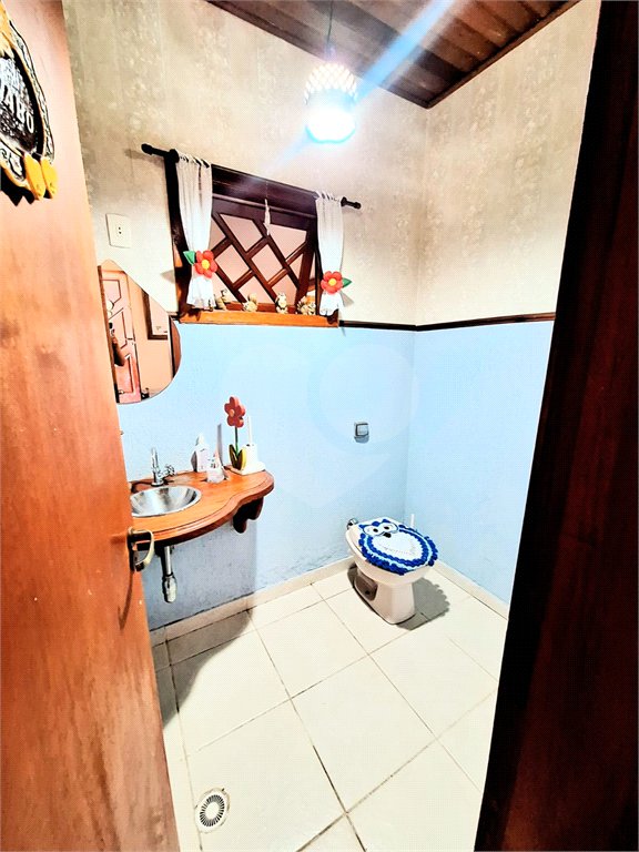 Casa à venda com 3 quartos, sendo 1 suíte, em Mogi Moderno, Mogi das Cruzes, SP