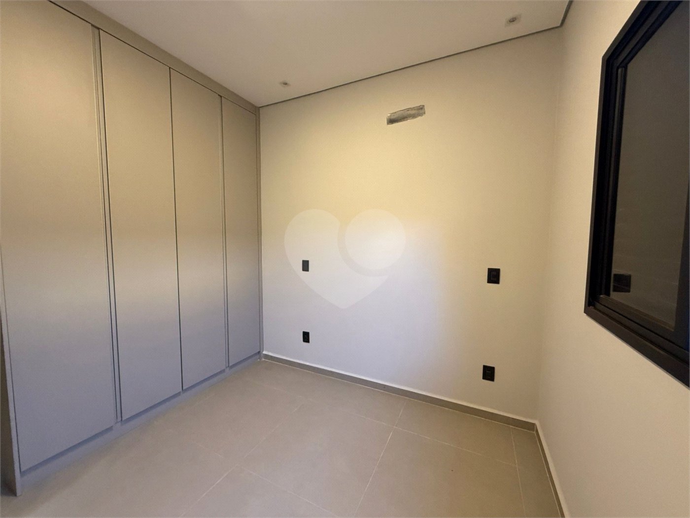 Casa à venda com 3 quartos, sendo 2 suítes, no condomínio San Marco II, Ribeirão Preto - SP
