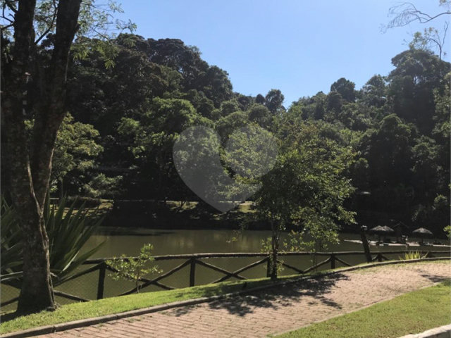Terreno à venda no condomínio Parque Imperial da Cantareira, Mairiporã - SP