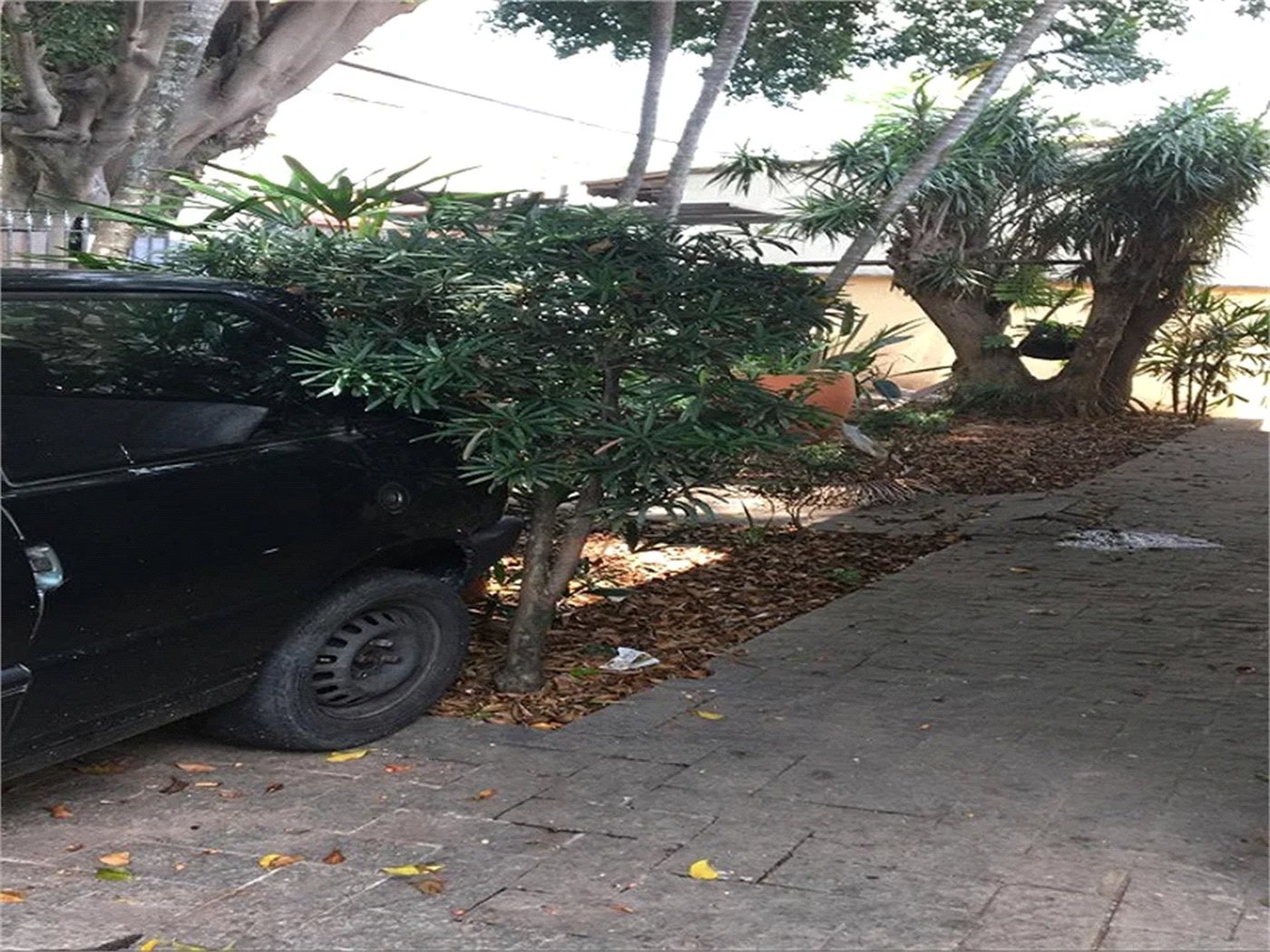 Casa à venda com 4 suítes em Parque Maria Helena, São Paulo, SP