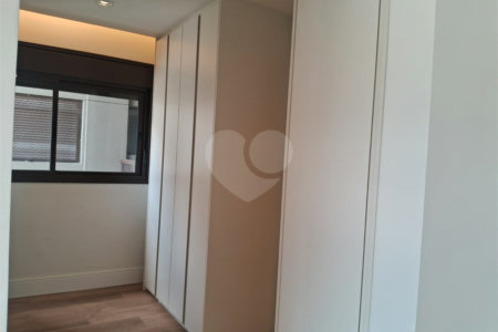 Apartamento à venda com 2 suítes em Bela Aliança, São Paulo, SP