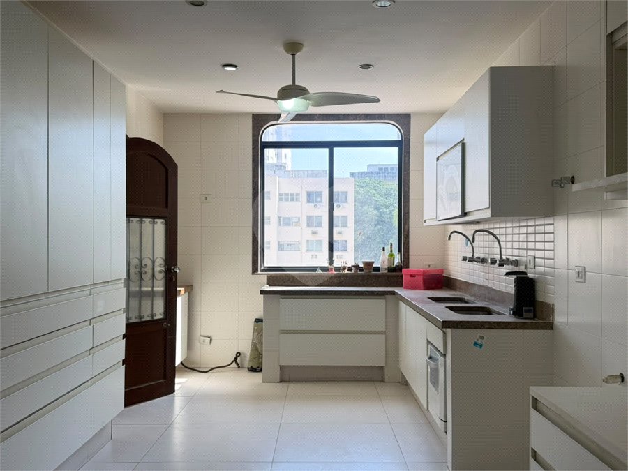 Apartamento à venda com 5 quartos, sendo 3 suítes, em Tijuca, Rio de Janeiro, RJ