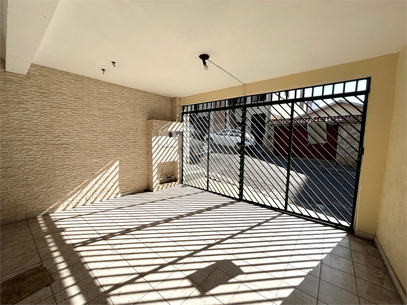 Sobrado à venda com 3 quartos em Vila Mazzei, São Paulo, SP