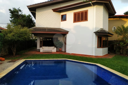 Casa à venda com 3 suítes em Interlagos, São Paulo, SP
