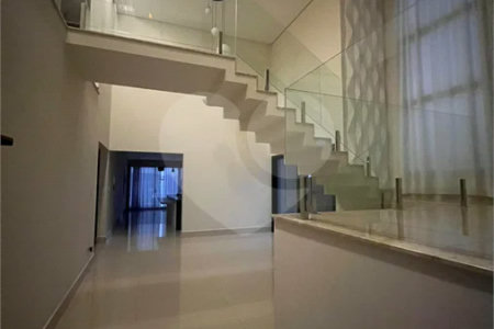 Casa de Alto Padrão à Venda – Condomínio Terra Magna | Indaiatuba/SP - Sofisticação, conforto e funcionalidade. Este magnífico sobrado possui 300 m² de área construída em um terreno de 420 m², com ambientes amplos, integrados e acabamentos de alto padrão. Destaques do imóvel - 4 dormitórios, sendo 3