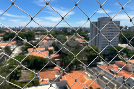 Onde o sossego encontra a praticidade: Seu novo refúgio no Planalto Paulista!Andar alto,vista privilegiada, 2 dormitorios,1 sala,cozinha e banheiro,SEM VAGA.