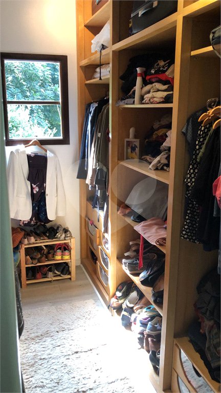 Casa à venda com 3 quartos, sendo 1 suíte,  no condomínio Alpes da Cantareira, Mairiporã - SP