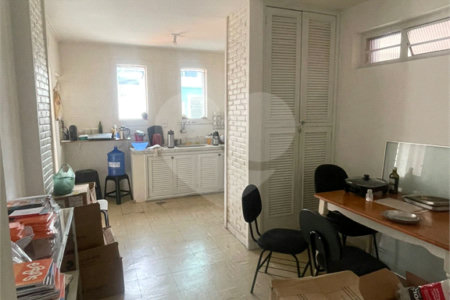 Casa Térrea à venda com 4 quartos em Vila Oliveira, Mogi das Cruzes, SP