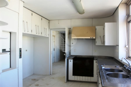 Triplex à venda com 5 quartos, sendo 3 suítes, em Santa Cecília, São Paulo, SP