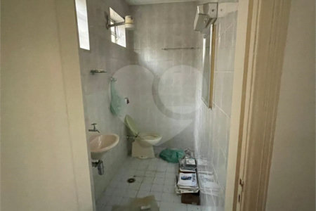 Casa à venda com 3 quartos, sendo 1 suíte, em Jardim Panorama, São Paulo, SP