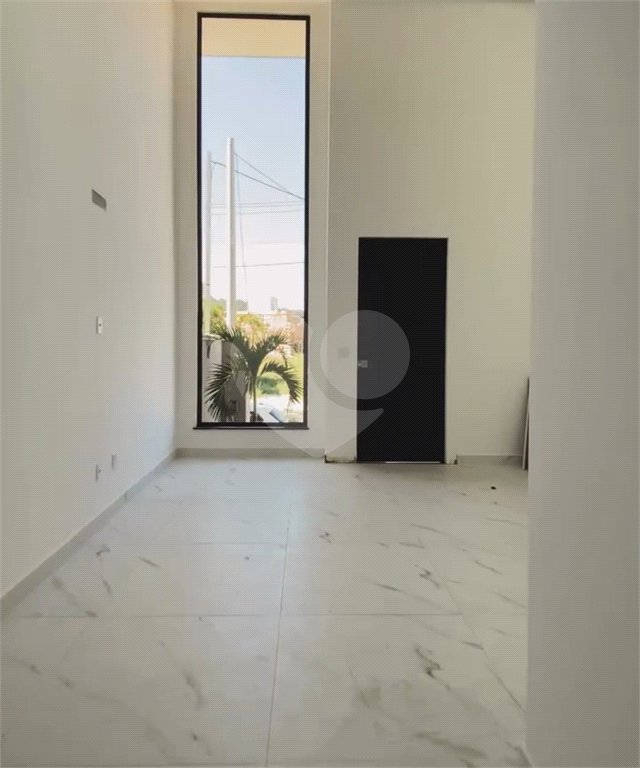 Casa à venda com 3 quartos, sendo 1 suíte, no condomínio Grand Park, Rio de Janeiro - RJ
