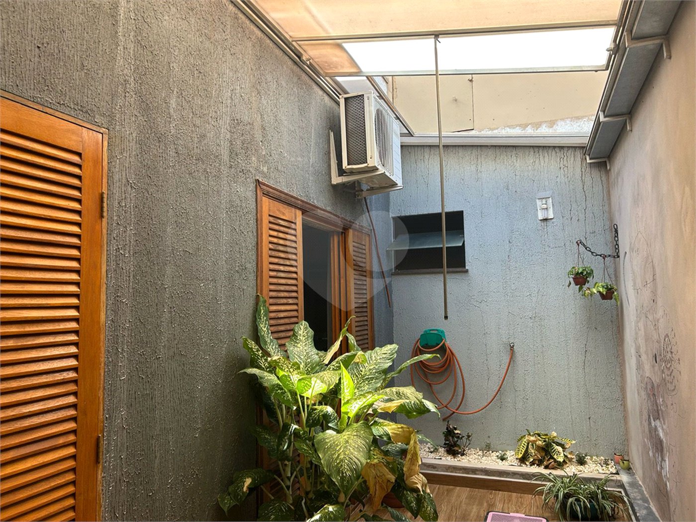 Casa à venda com 3 quartos, sendo 2 suítes, em Jardim de Cresci, São Carlos, SP