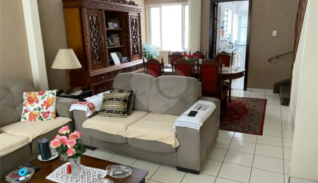 Casa à venda com 3 quartos, sendo 1 suíte, em Perdizes, São Paulo, SP