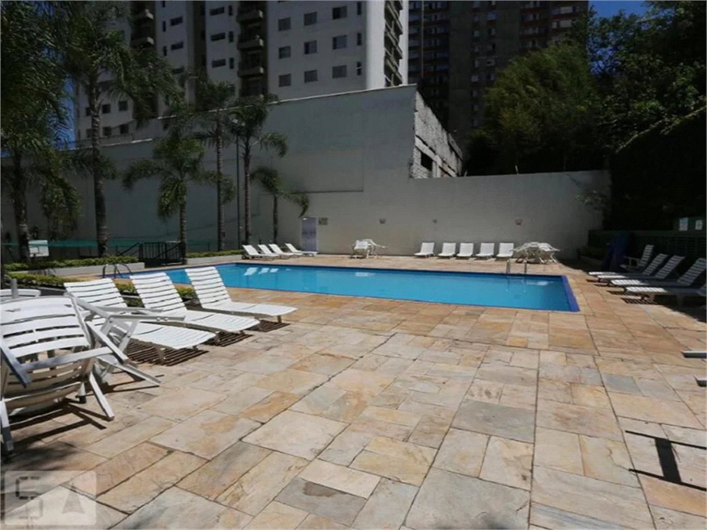 Apartamento à venda com 3 quartos, sendo 1 suíte, em Jardim Londrina, São Paulo, SP