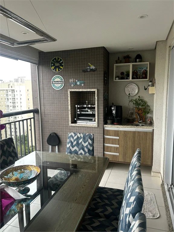Apartamento à venda com 2 suítes em Parque Reboucas, São Paulo, SP