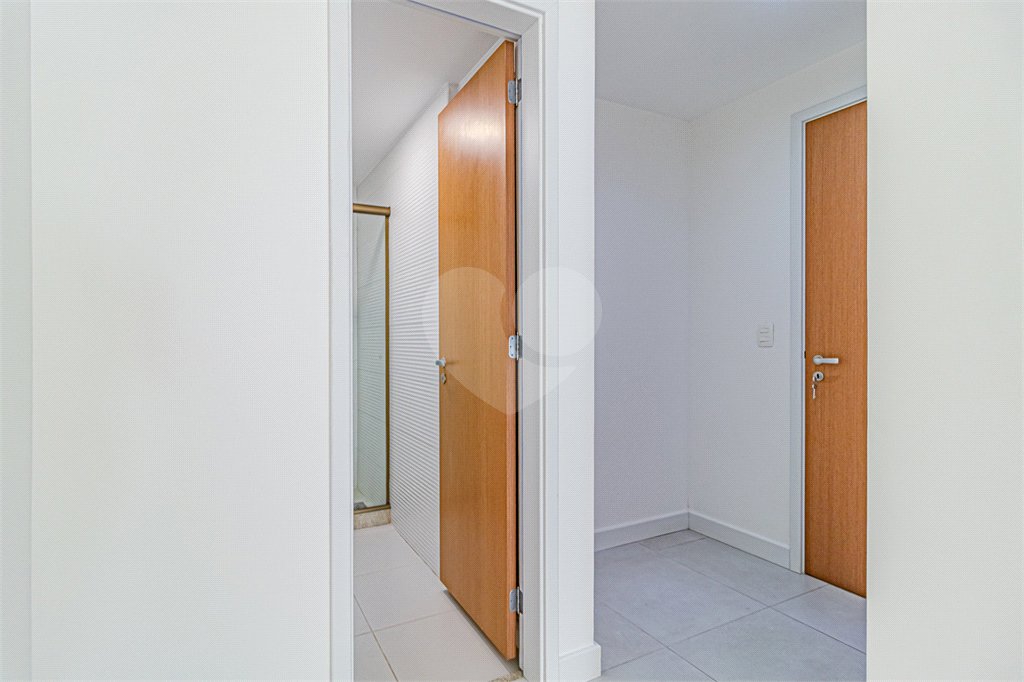 Apartamento à venda com 3 quartos, sendo 1 suíte, em Lagoa, Rio de Janeiro, RJ